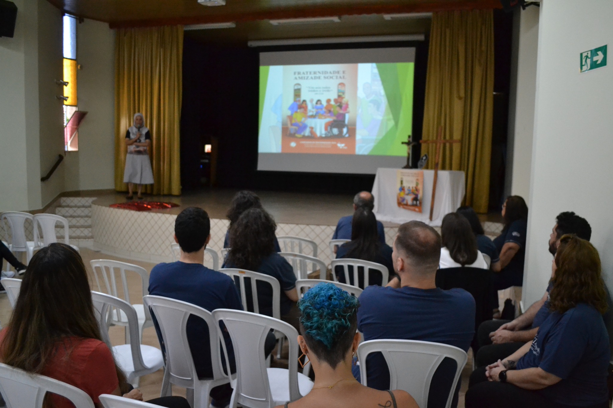 Iniciando a Semana Pedag�gica - Santa Gema Rede Passionista de Educa��o