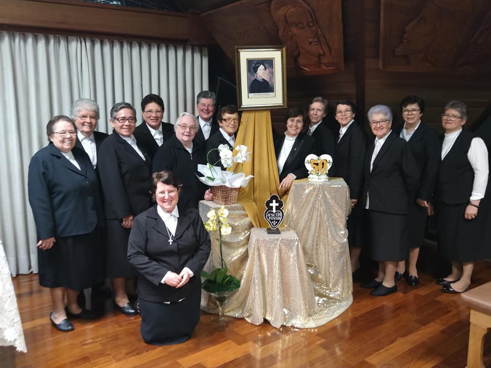 Consagra��o da Ir. Mercedes Rede Passionista de Educa��o