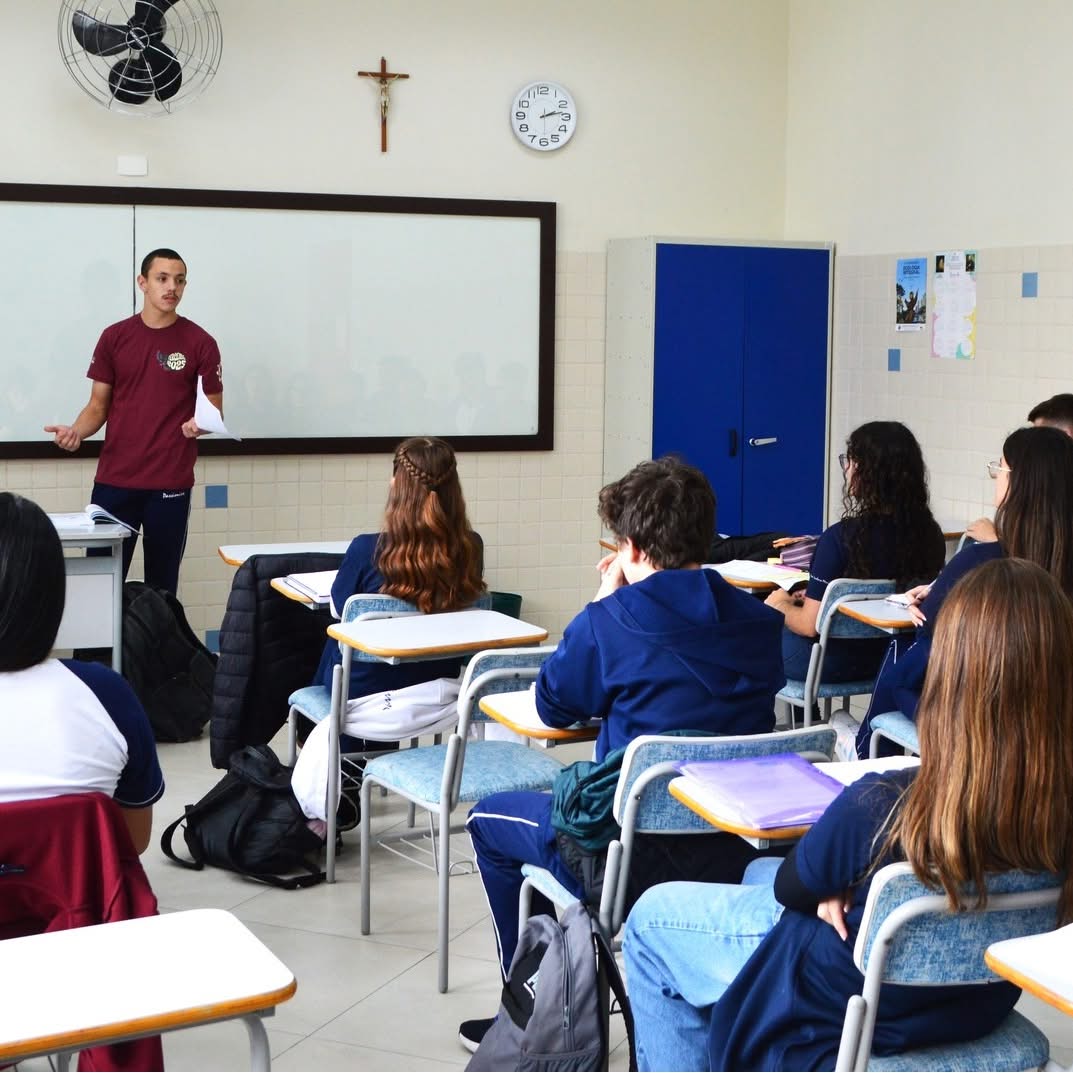 Monitoria de F�sica para o Terceir�o! - Nossa Senhora Menina Rede Passionista de Educa��o