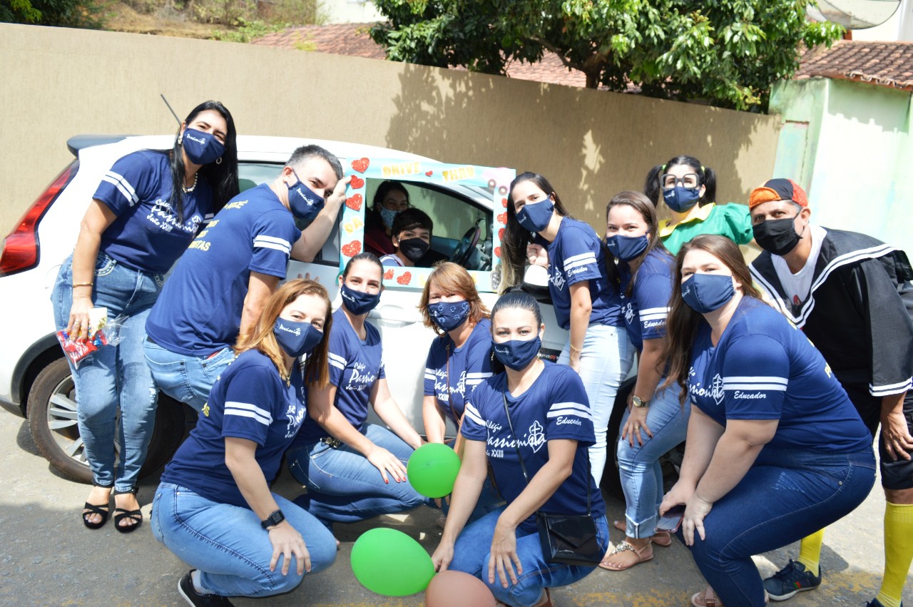 Drive Thru da Saudade - Jo�o XXIII  Rede Passionista de Educa��o