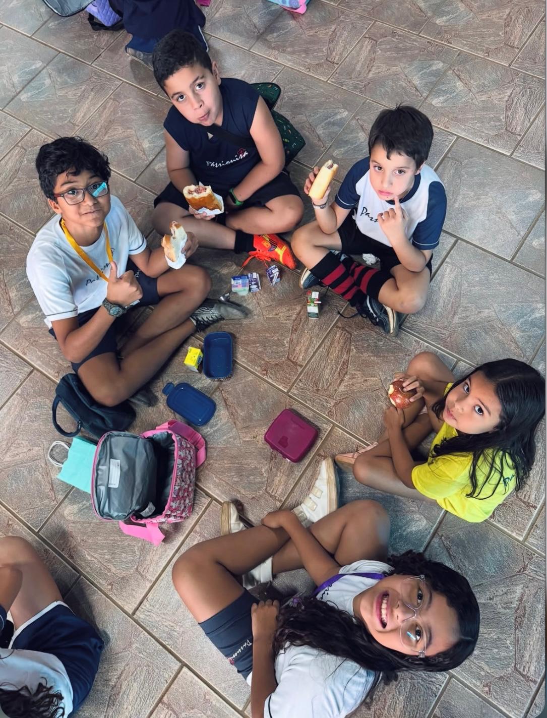 Projeto Escola Sem Bullying�- M�e da Santa Esperan�a Rede Passionista de Educa��o