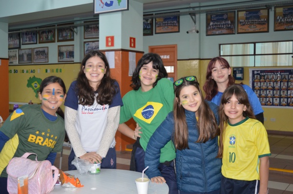 Turma da manh� - Educandos Passionistas na torcida pelo Hexa! - S�o Jos� Rede Passionista de Educa��o