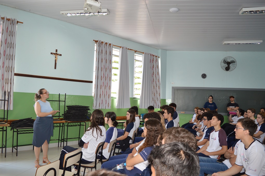 Ensino M�dio - Roda de Conversa sobre Vulnerabilidade - S�o Jos� Rede Passionista de Educa��o