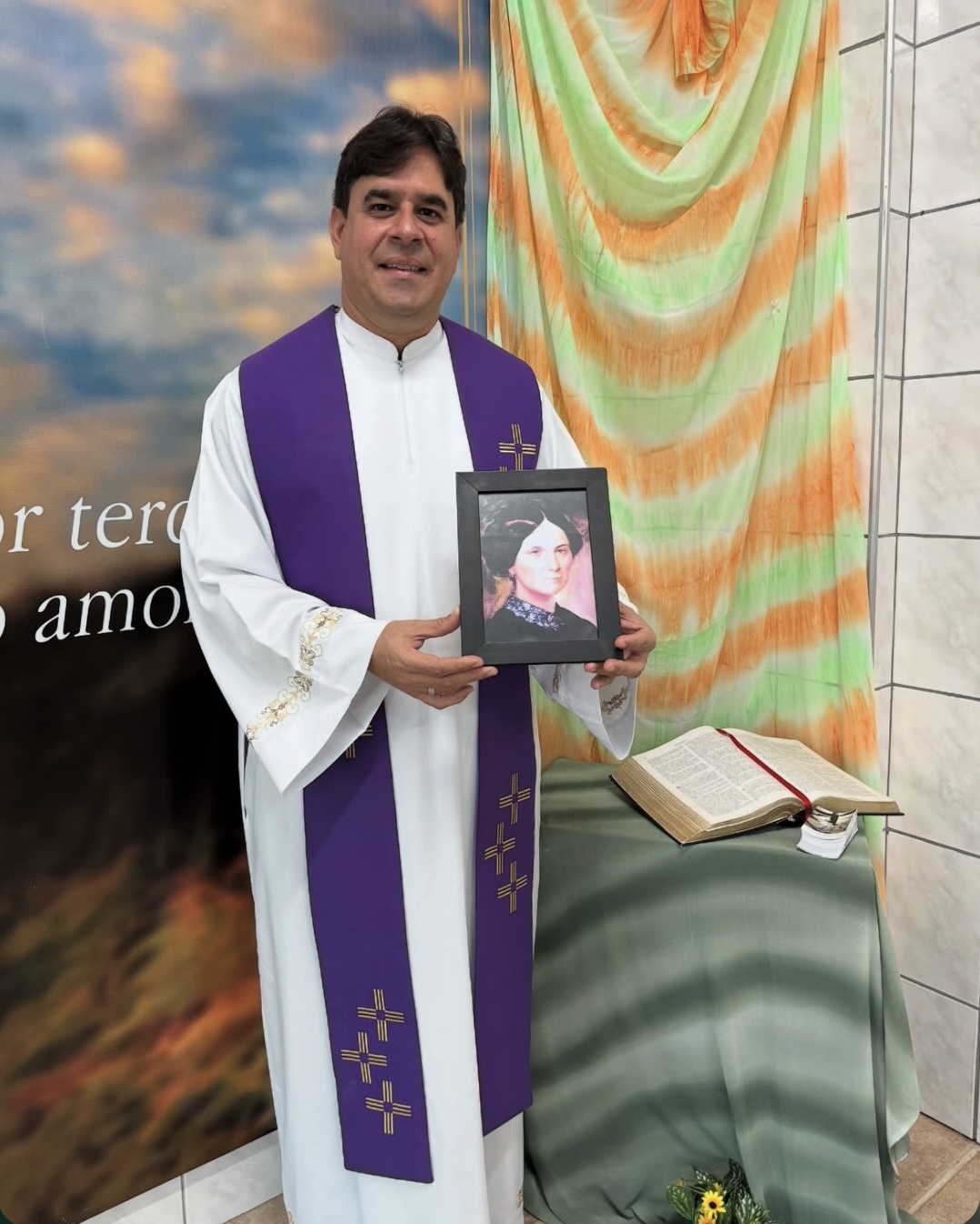 Santa Missa - M�e da Santa Esperan�a Rede Passionista de Educa��o