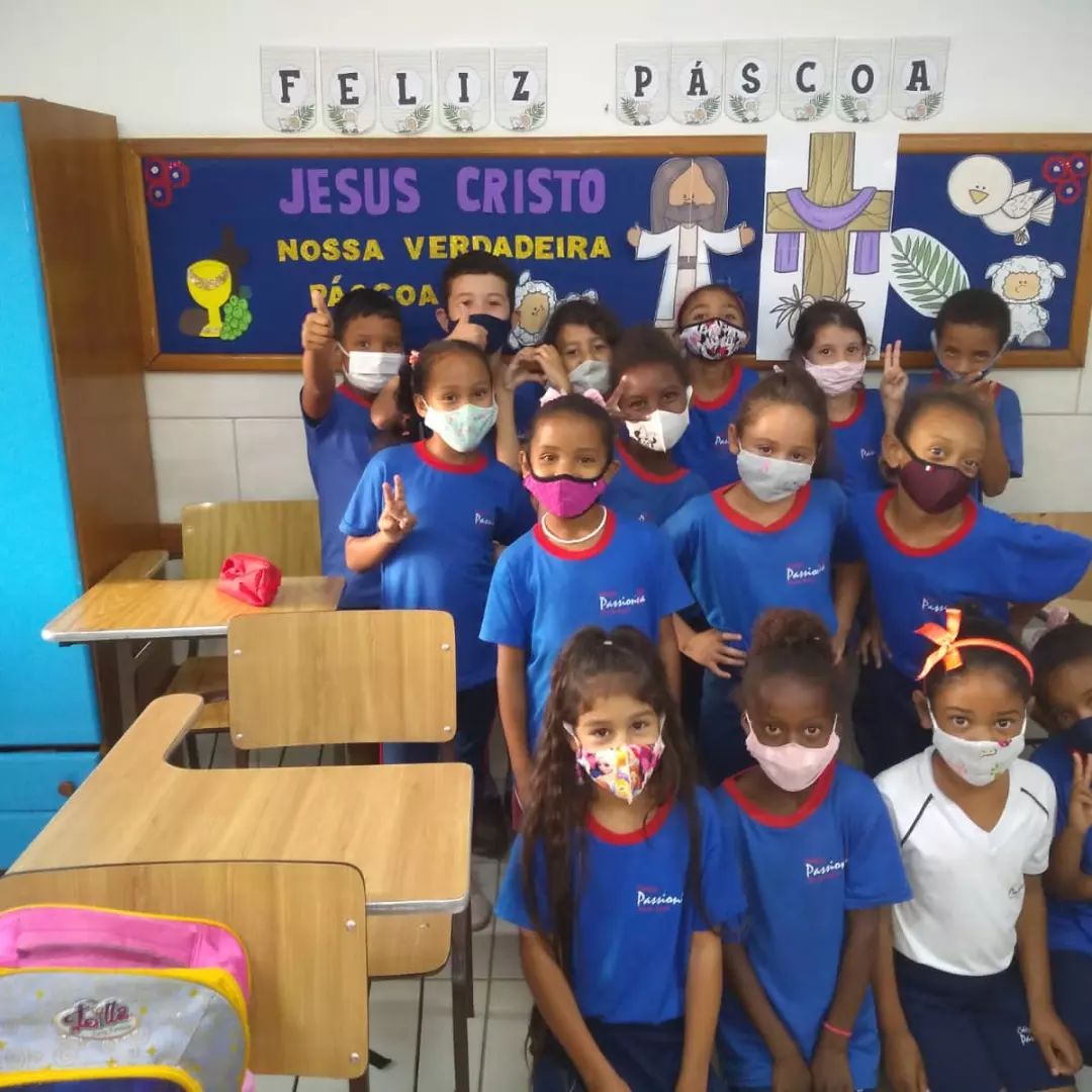 Feliz e Santa P�scoa a todos! - Santa Luzia Rede Passionista de Educa��o