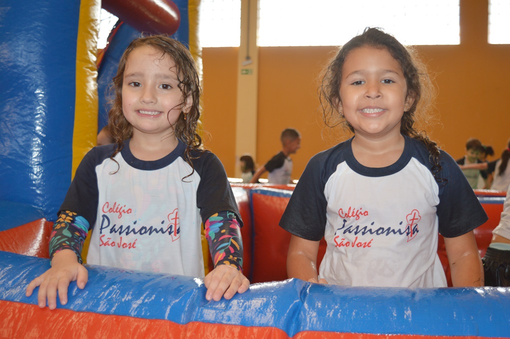 SEMANA DA CRIAN�A - FUTEBOL DE SAB�O - S�o Jos� Rede Passionista de Educa��o