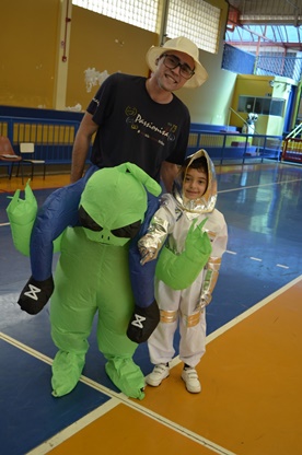 SEMANA DA CRIAN�A - DIA DA FANTASIA OU ROUPA DE PASSEIO (manh�) - S�o Jos� Rede Passionista de Educa��o