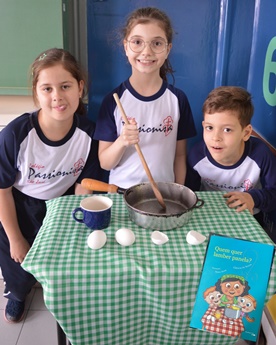 3� Ano A e B - Releitura do Livro: Quer quer lamber a panela - S�o Jos� Rede Passionista de Educa��o