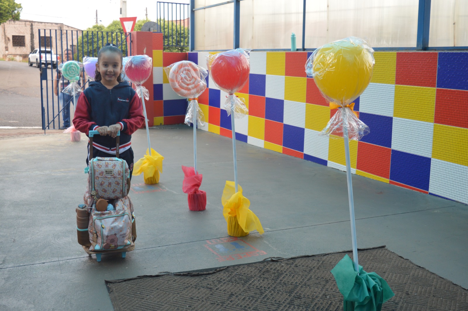 Primeiro dia de aula - S�o Jos� Rede Passionista de Educa��o