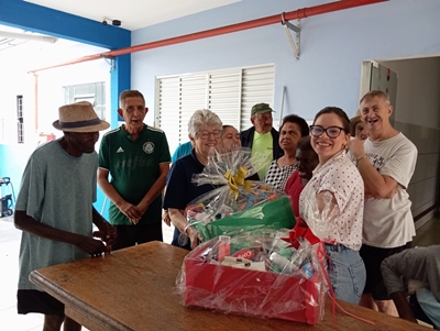 Ensino M�dio - Gesto Concreto - S�o Jos� Rede Passionista de Educa��o