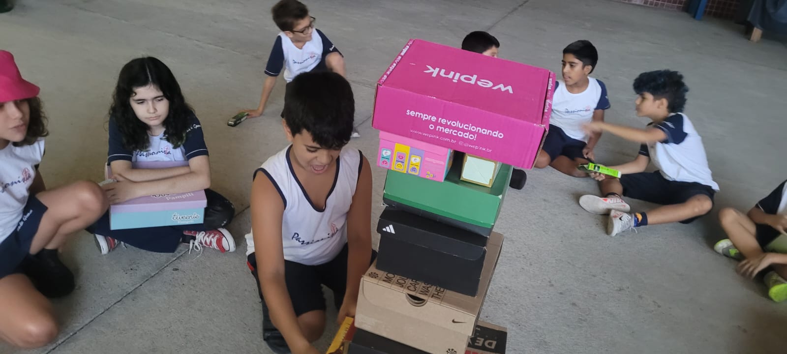 Torre de Emo��es - Santa Gema Rede Passionista de Educa��o