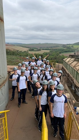 2� E.M. - Visita � Cooperval - S�o Jos� Rede Passionista de Educa��o