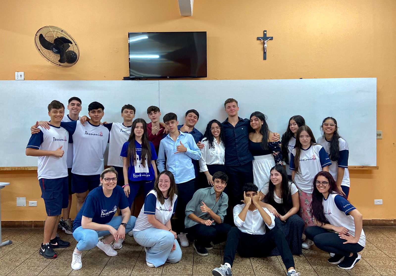 Leitura dram�tica da obra Dom Casmurro - 2� Ano EM - Santa Maria Rede Passionista de Educa��o