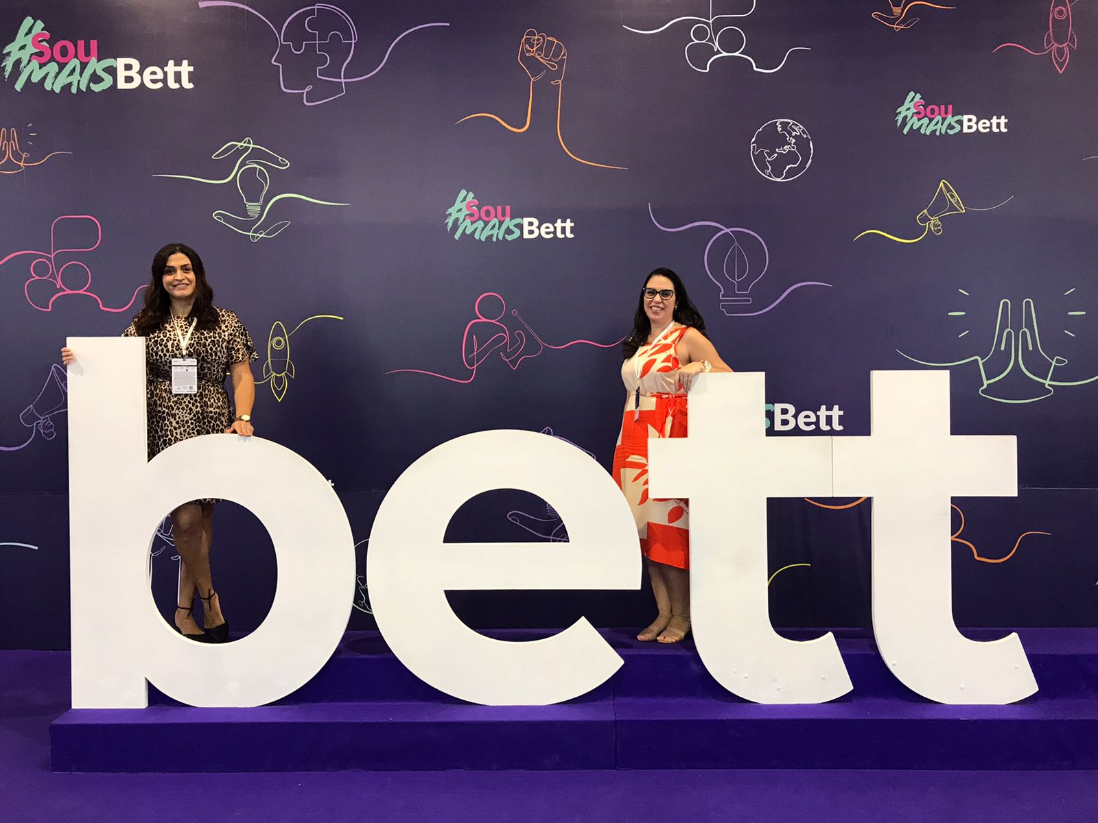 Equipe Passionista atualizando-se na Bett Educar - Santa Gema Rede Passionista de Educa��o