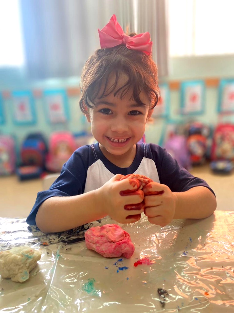 Maternal III A - Oficina de Massinha - S�o Jos� Rede Passionista de Educa��o