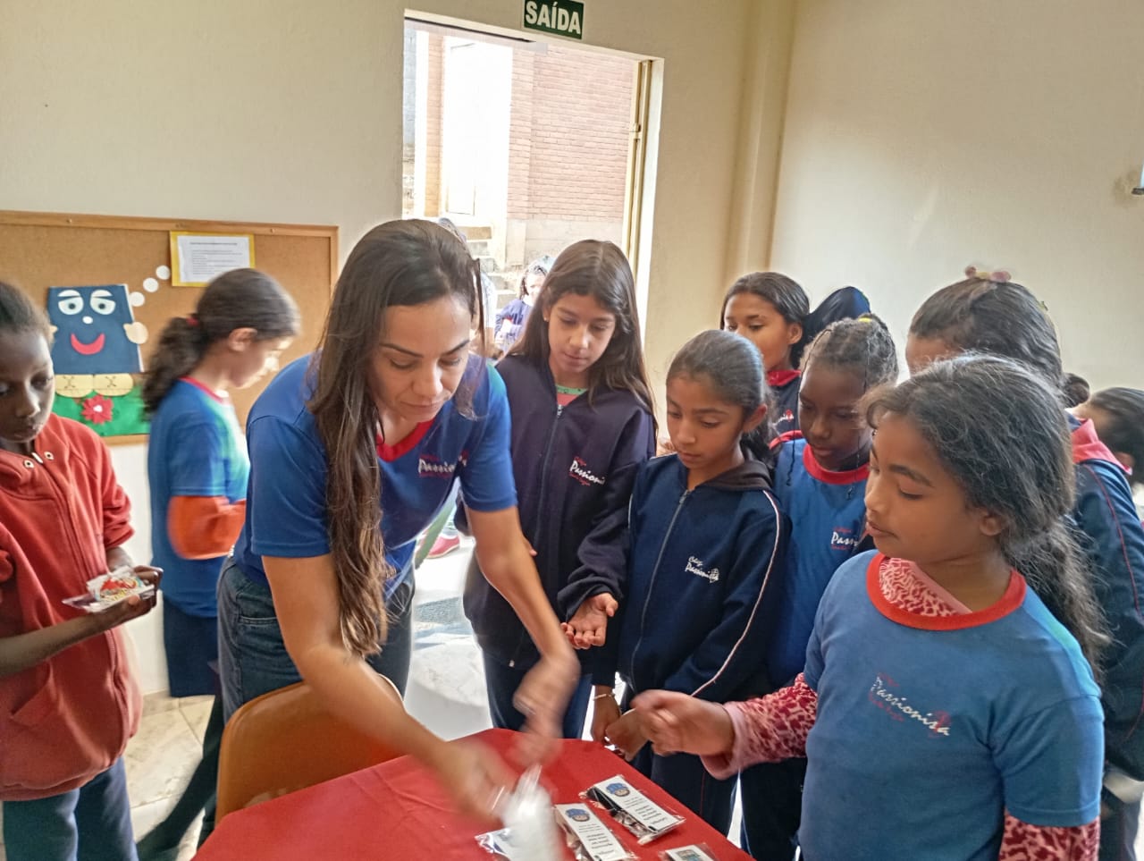Reinaugura��o da sala de leitura - Santa Luzia Rede Passionista de Educa��o